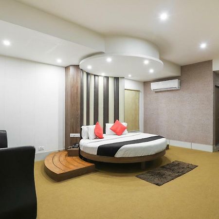 فندق Apple Residency Pātan المظهر الخارجي الصورة